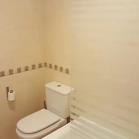 Apartment Beach Centre 2 Bedroom Hc *