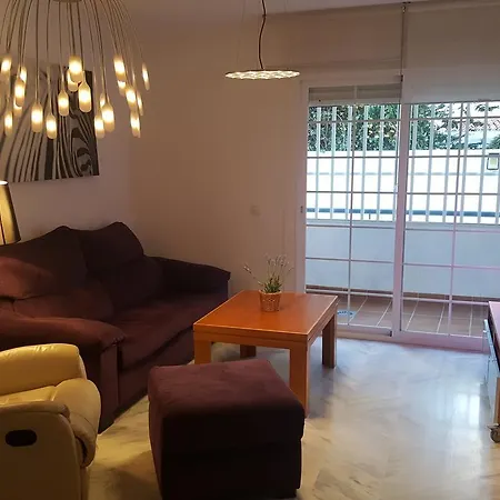 Beach Centre 2 Bedroom Hc Apartment *